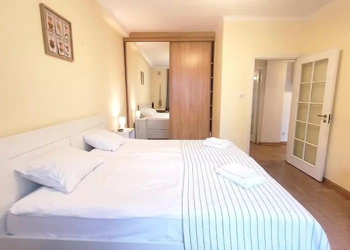 Happy Life - Next To Metro Station *