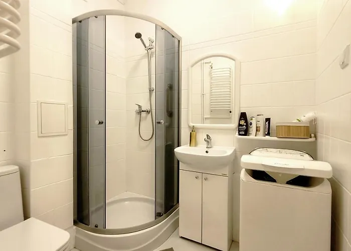 Happy Life - Next To Metro Station